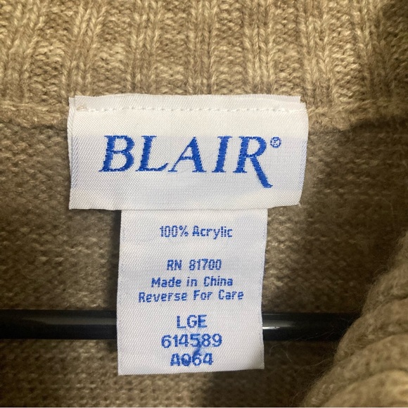 Womens sweater vest size large - Picture 3 of 3